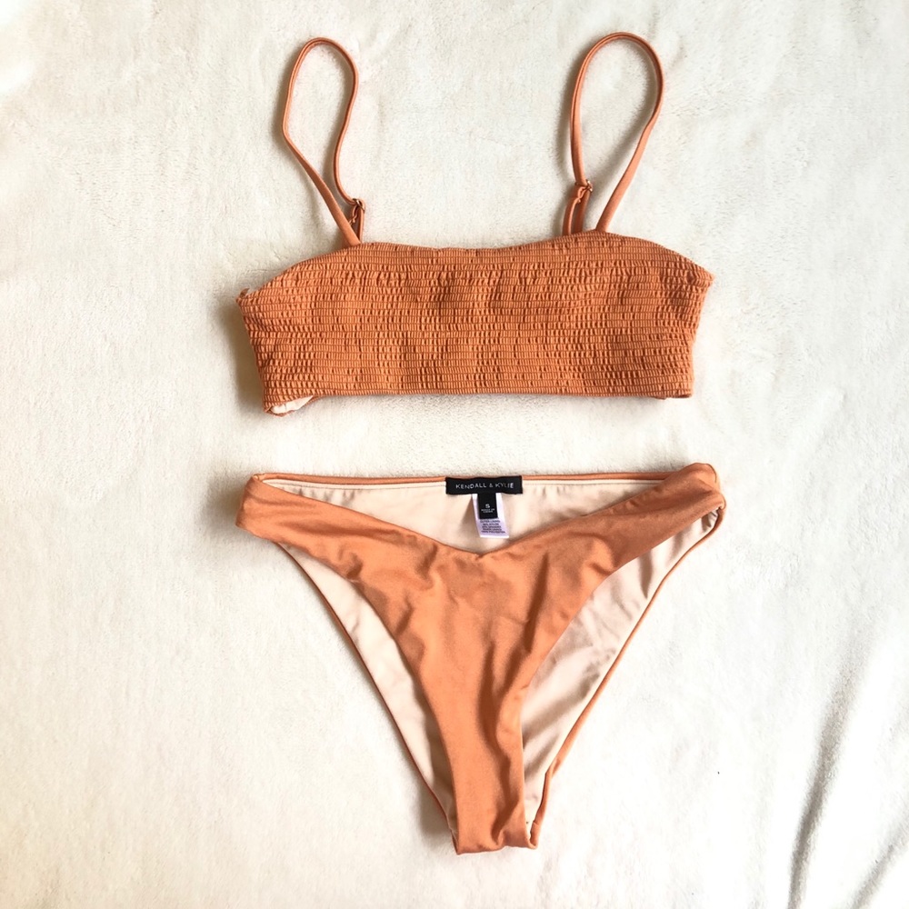 KENDALL & KYLIE NWOT orange bikini set